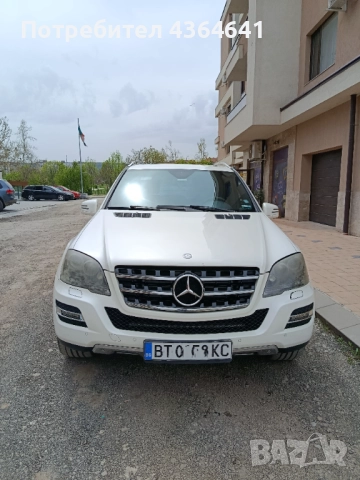 Mercedes-Benz ML 350 CDI, снимка 7 - Автомобили и джипове - 52542117