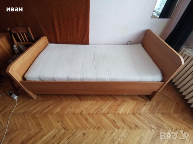 Легло с матрак, снимка 1 - Спални и легла - 46471227