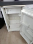 Продавам малък хладилник, снимка 2