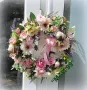 Венец с рози и гербери, снимка 1