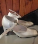 Бели обувки на ток , снимка 1