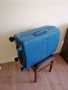 Голям куфар от полипропилен с предпазен калъф, снимка 1 - Куфари - 45147909