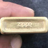 Zippo позлатена оригинал, снимка 3 - Антикварни и старинни предмети - 44992583