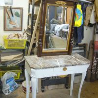 Уникална Старинна Конзола с Огледало, снимка 1 - Антикварни и старинни предмети - 45453816