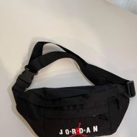 Чанти за през кръста и гърдите Nike , Jordan , Lacoste , Adidas , снимка 1 - Чанти - 45796378