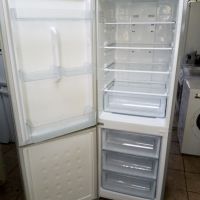 Иноксов комбиниран хладилник с фризер Samsung 2 години гаранция!, снимка 6 - Хладилници - 45231951