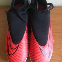 Детски футболни обувки NIKE Phantom GX Academy - 39 номер, снимка 3 - Футбол - 46215942