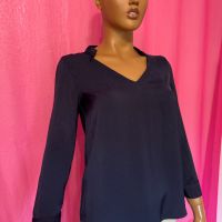 ЧИСТО НОВА тъмно синя блуза MANGO , снимка 1 - Блузи с дълъг ръкав и пуловери - 45380196