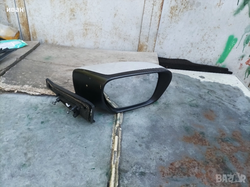 Дясно огледало за Мазда 5. 2005 год. сиво. , снимка 1