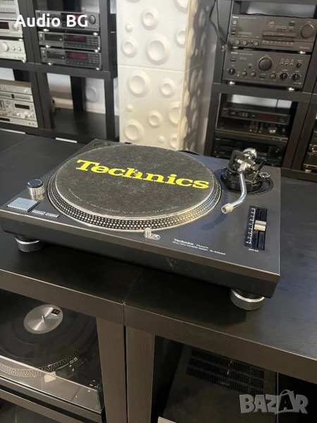 грамофон Technics SL-1210 MK2, снимка 1