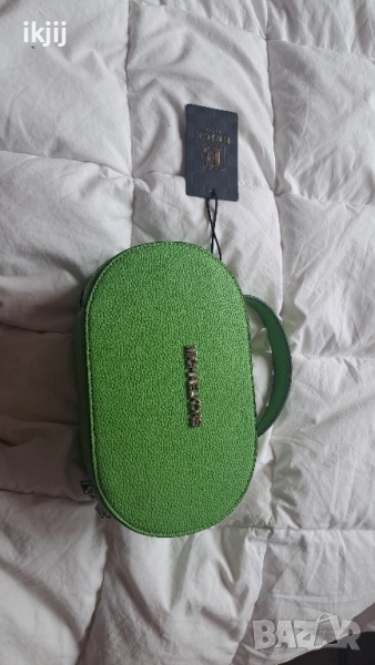 Продавам Дамска Чантичка , снимка 1