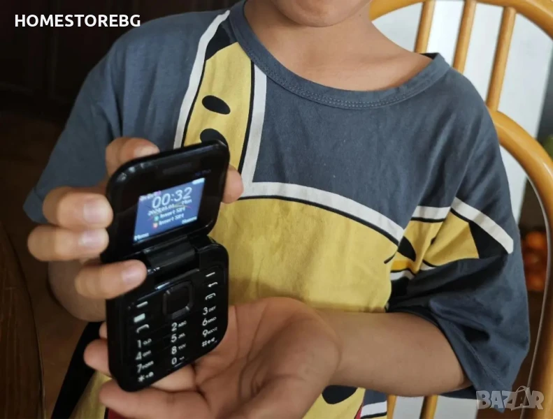 НОВА ЦЕНА:Сгъваем мини смартфон с две сим карти, снимка 1