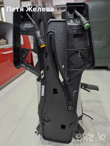 Сгъваем багажник за велосипеди. THULE EasyFold XT 933, снимка 3 - Аксесоари и консумативи - 53621086