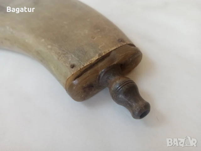 Стара хайдушка рогова барутница,силях,пушка,пищов,фишеклък, снимка 3 - Антикварни и старинни предмети - 51030224