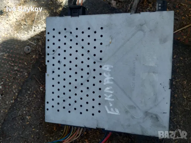 Усилвател BECKER за Mercedes-Benz Е класа W211-2002-2008 ,211 827 16 42