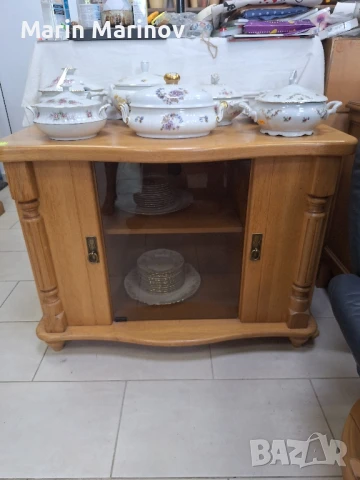 Масивен шкаф , снимка 2 - Шкафове - 51351924