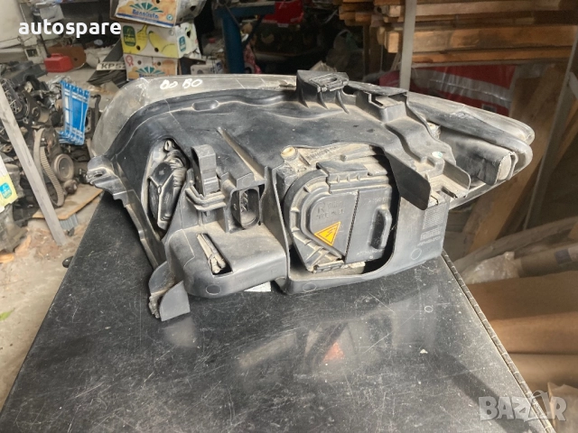 Десен фар ксенон за Audi Q7. Кю7. Преди фейслифт.  06-09. Не завиващ. 4L0941004A. Обурудван. , снимка 4 - Части - 51908597