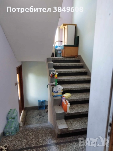 ПРОДАВА ДВУЕТАЖНА КЪЩА В ГАРА БЯЛА С ГАРАЖ СТОПАНСКИ ПОСТРОЙКИ И ПЕЩ, снимка 5 - Къщи - 52515195