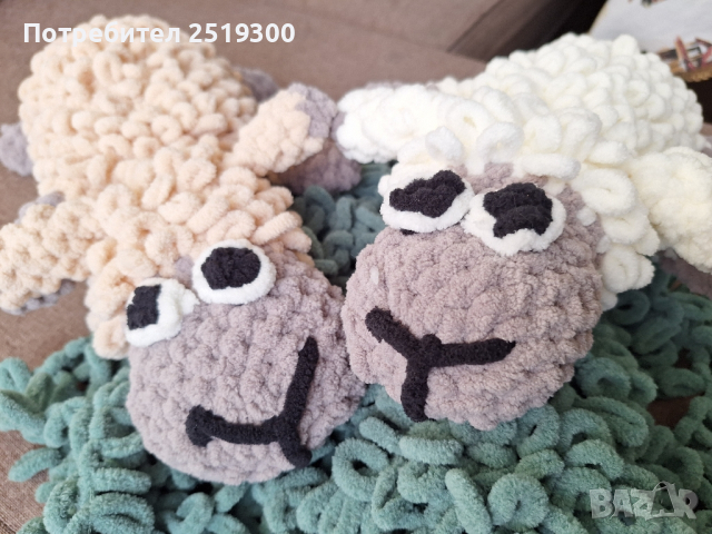 Ръчно плетена играчка овца, снимка 5 - Плюшени играчки - 45010648