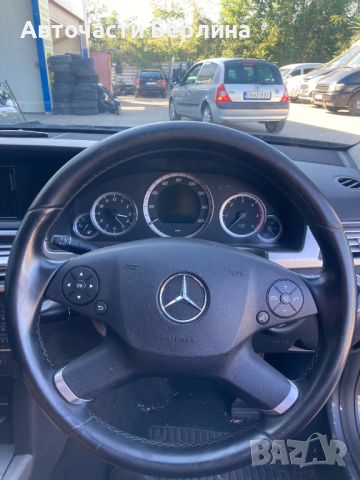 Mercedes-Benz E 220 2.2CDI, снимка 12 - Автомобили и джипове - 46775721