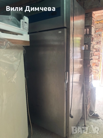 Професионален хладилник