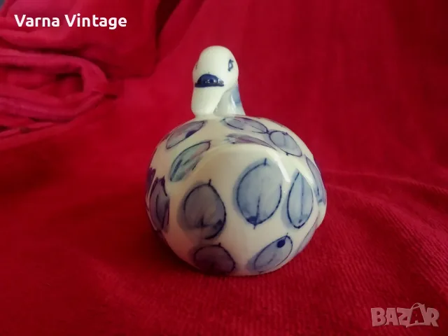 Красива старинна порцеланова статуетка Патица., снимка 6 - Антикварни и старинни предмети - 49814750