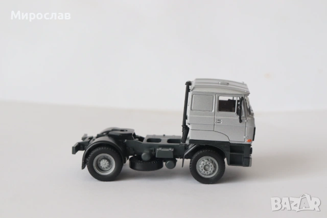 HERPA H0 1/87 DAF 3300 ВЛЕКАЧ КАМИОН МОДЕЛ КОЛИЧКА, снимка 4 - Колекции - 53650435