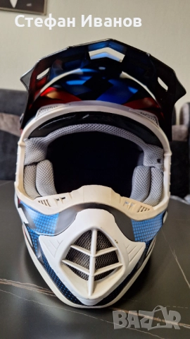 Каска за мотокрос, снимка 5 - Спортна екипировка - 52003687