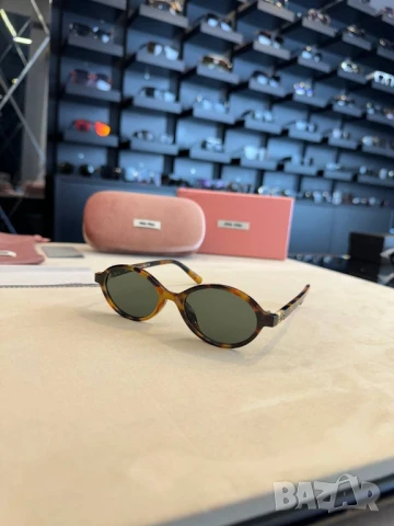 очила с калъф ysl saint laurent cartier miu miu , снимка 2 - Слънчеви и диоптрични очила - 50595226