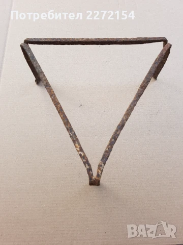 Тринога за огнище 