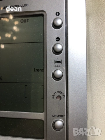 Радиочасовник Universum UR1016, снимка 10 - Радиокасетофони, транзистори - 53843688