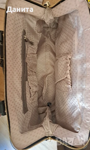 Дамска чанта DKNY, Leather,2015, снимка 4 - Чанти - 51115348