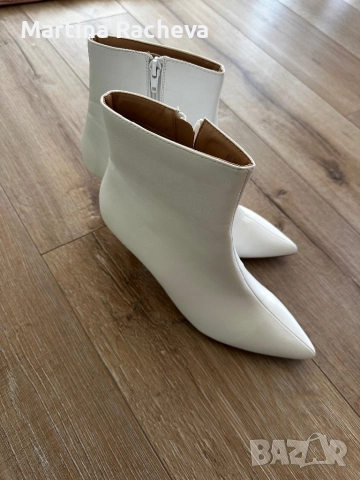 Дамски бели боти 41 размер