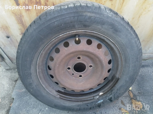 Продавам джанта с гума от Нисан Тида Ц11, снимка 9 - Гуми и джанти - 52527301