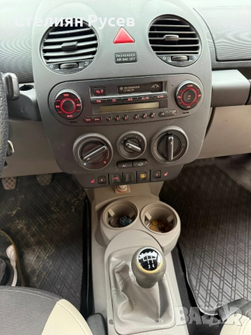 VW New Beetle 2.0i 115кс  кабриолет   - цена 4 600 лв или 2351,94 евро --- БЕЗ БАРТЕР -кабриолет  - , снимка 6 - Автомобили и джипове - 52618060