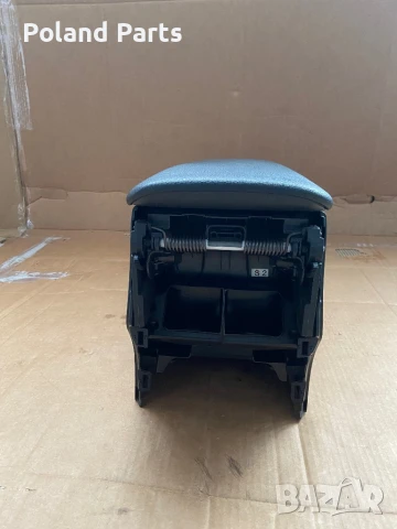 Подлакътник Тойота Камри 8 Toyota Camry VIII, снимка 4 - Части - 51128235