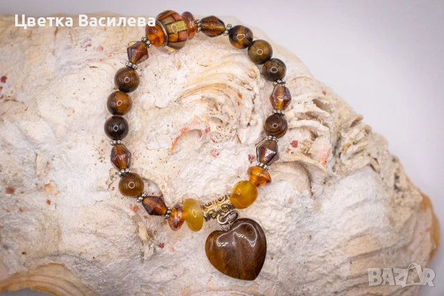 Гривна от полускъпжценни камъни, снимка 17 - Гривни - 53723548