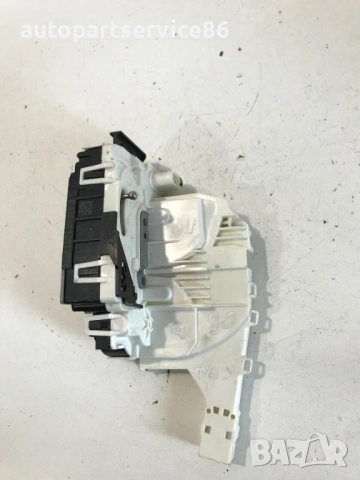 Механизъм за заключване на предна дясна врата за Mercedes W906 Sprinter (2006-2012) A9067201835, снимка 3 - Части - 53885082