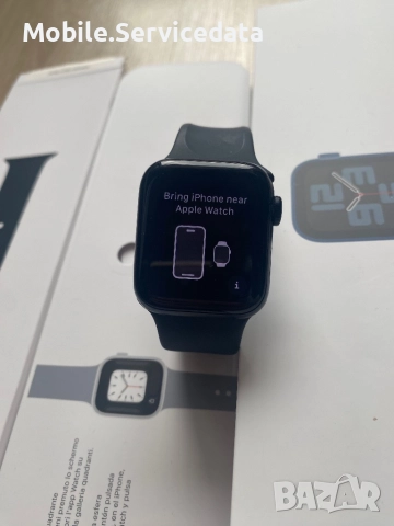 Apple Watch SE 2 (2024) 40mm – Отлично състояние, комплект