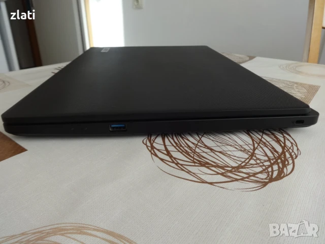 Мощен лаптоп Acer Travelmate P215-52  15.6" i7-10510U/RAM 8GB DDR4/SSD256GB NVMe, снимка 6 - Лаптопи за работа - 50499868