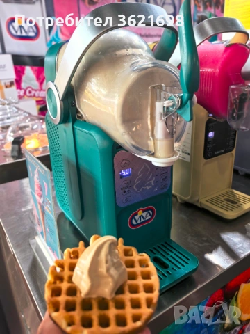 Мини машина за сладолед и скрежина, 2.5 литра, нова