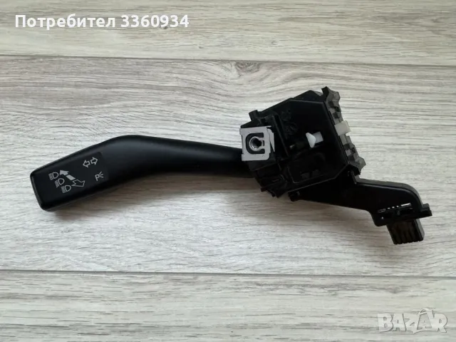 Плафон и лостче за мигачи Volkswagen Golf/Caddy/Touran/Polo, снимка 3 - Части - 47683537