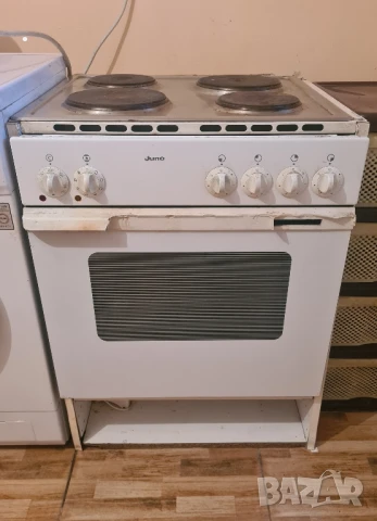 Немска Фурна със котлони работи перфектно 