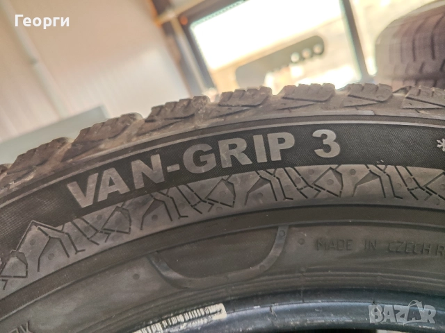 4бр.зимни гуми 215/60/17C Semperit, снимка 6 - Гуми и джанти - 52238072