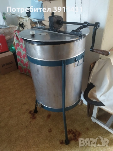 Центрофуга за мед, снимка 2 - За пчели - 53656062