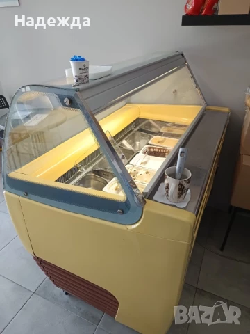 Витрина за сладолед, снимка 3 - Витрини - 51320466