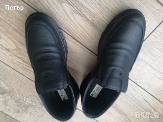 Продавам черни мъжки затворени обувки без връзки, снимка 3 - Ежедневни обувки - 45213518