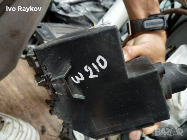 Ключ за светлини Mercedes Benz E W210 , 2105450104, снимка 3 - Части - 51186301