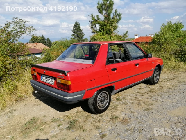 Продавам лек автомобил Рено 9, снимка 5 - Автомобили и джипове - 53190271