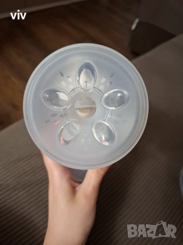 Нова помпа за кърма Philips AVENT Essential SCF323/11, с, снимка 4 - Помпи за кърма - 52344207